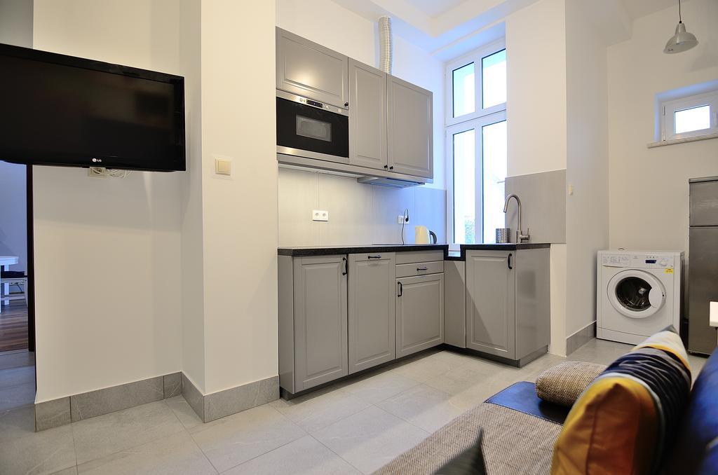 Victus Apartamenty, Apartamenty Alicante Сопот Екстериор снимка
